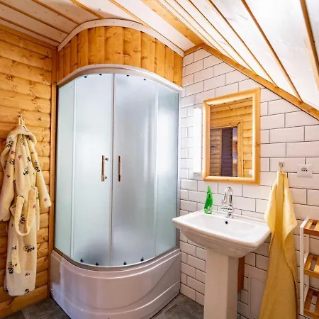 U Bobra-3 By Interhome *